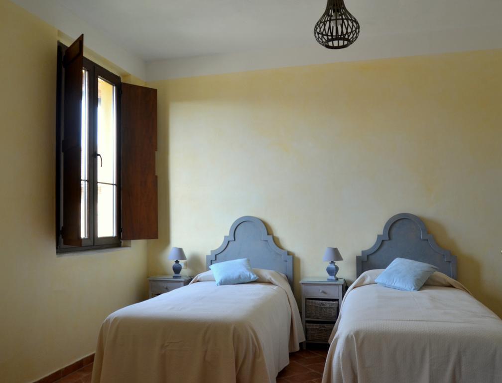 Agriturismo Borgo San Francesco Basiglio Exterior photo
